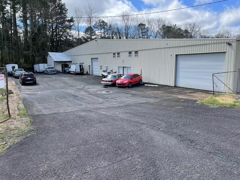 More Photos Of 59 Rogers Ave, Jasper Warehouse For Sale