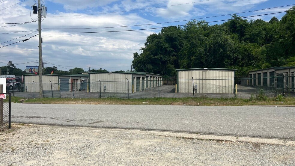 More Photos Of 1929 Crawford Rd, Phenix City Freestanding For Sale