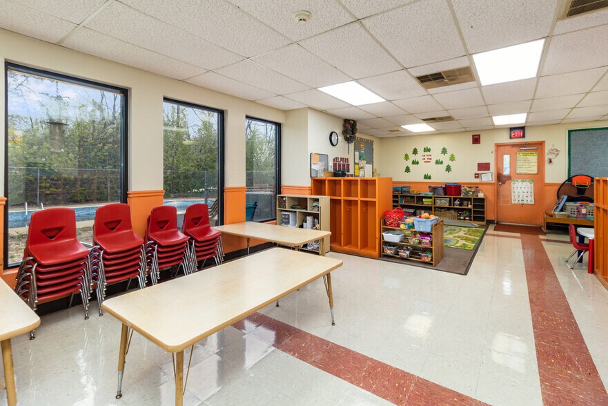 More Photos Of 415-416 Chatham Heights Rd, Fredericksburg Medical For Sale