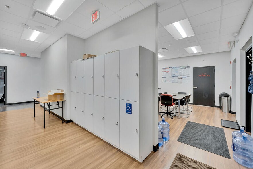 More Photos Of 9300 Waukegan Rd, Morton Grove Medical For Sale