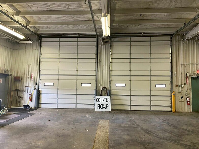 More Photos Of 815 W Sample St, South Bend Truck Terminal For Sale