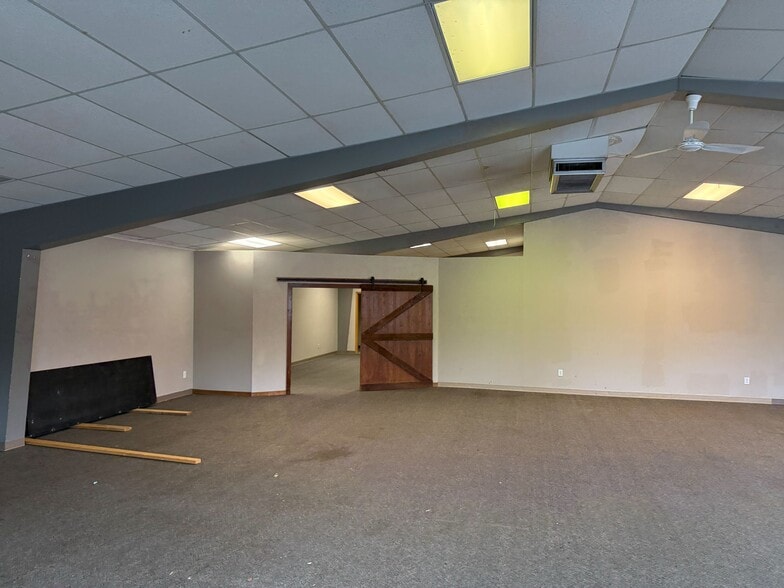 More Photos Of 235 Nucleus Ave, Columbia Falls Office For Lease