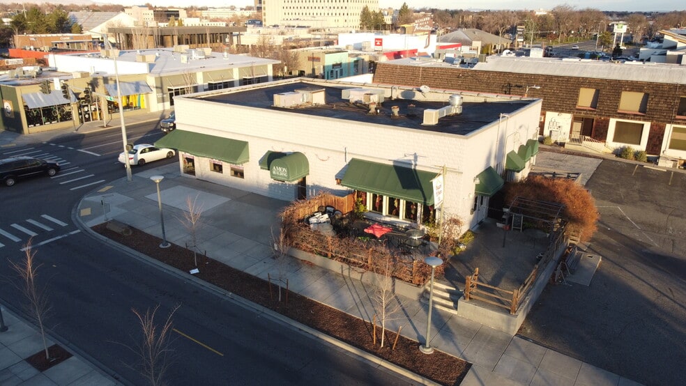 More Photos Of 700-702 George Washington Way, Richland Storefront Retail Office For Lease
