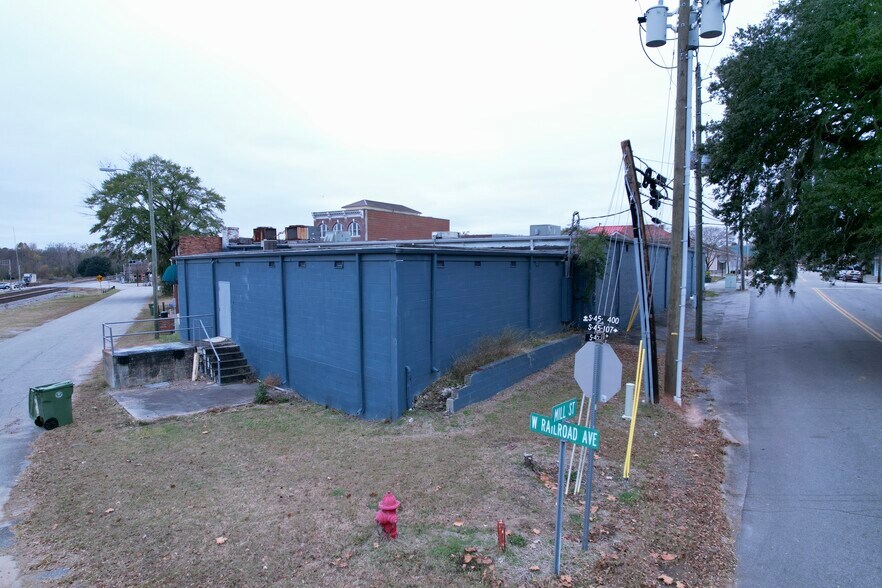 More Photos Of 134 Hampton Ave, Kingstree Freestanding For Sale