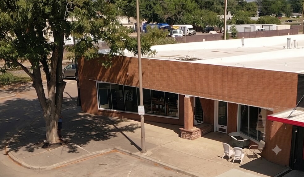 More Photos Of 101 E 5th St, Loveland General Retail For Lease