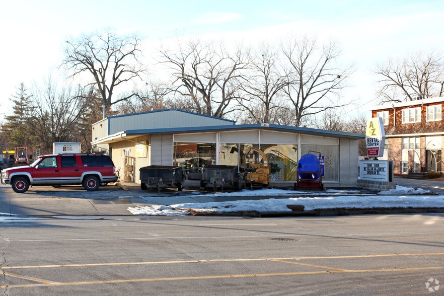 More Photos Of 1220 73rd St, Des Moines Flex For Lease