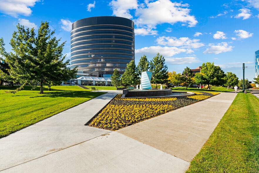 More Photos Of 5075 S Syracuse St, Denver Office For Lease