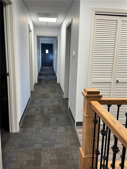 More Photos Of 401 W Wea St, Paola Office For Sale