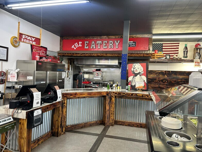 More Photos Of 10 S Main St, Fillmore Restaurant For Sale