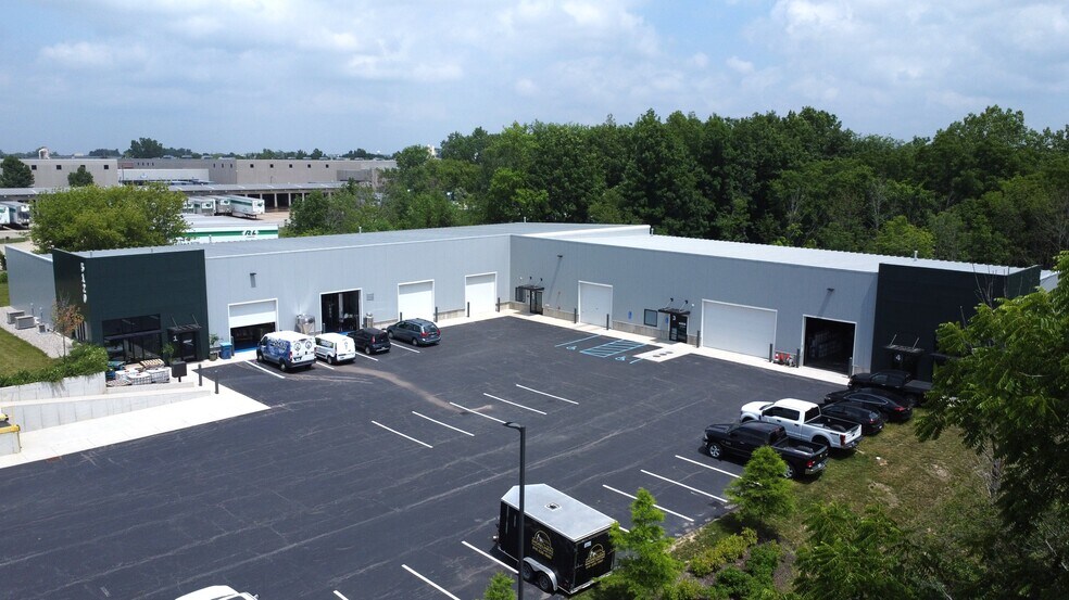 Primary Photo Of 5120 E Paris Ave SE, Kentwood Light Manufacturing For Sale