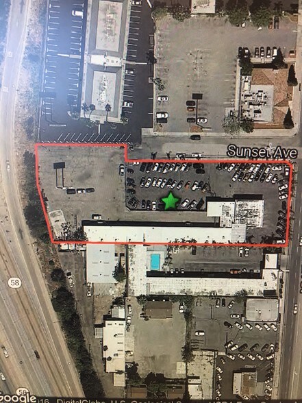 Primary Photo Of 911 Oak St, Bakersfield General Retail For Sale