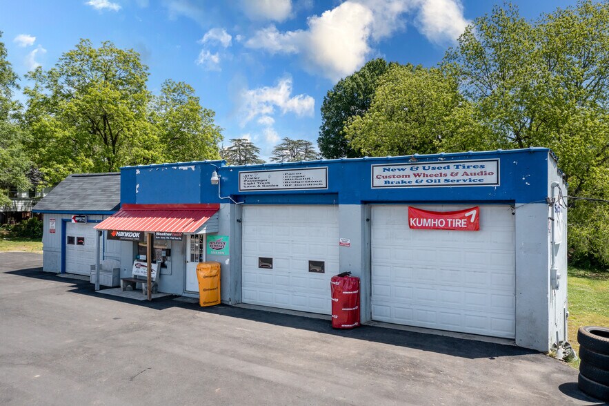 More Photos Of 15 N Carolina Ave, Maiden Auto Repair For Sale