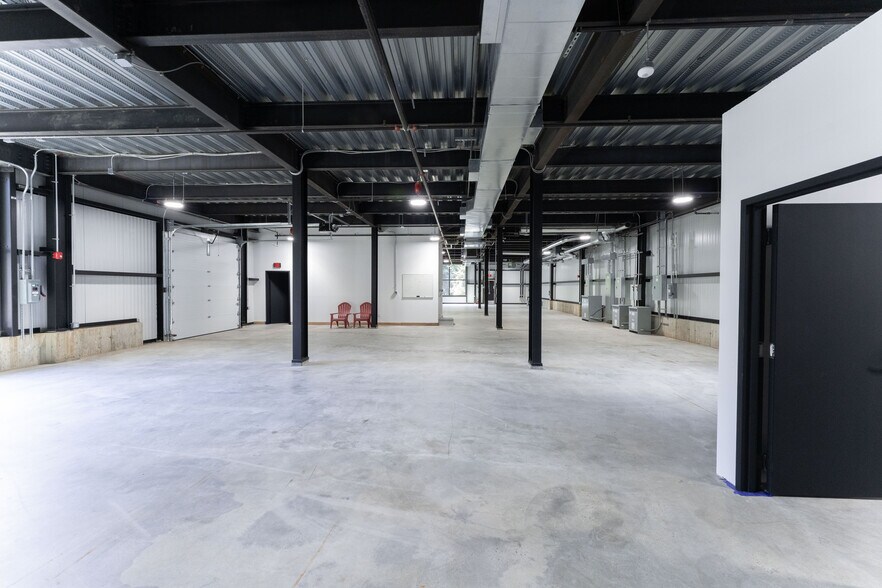 More Photos Of 239-241 Ethan Allen Hwy, Ridgefield Manufacturing For Lease