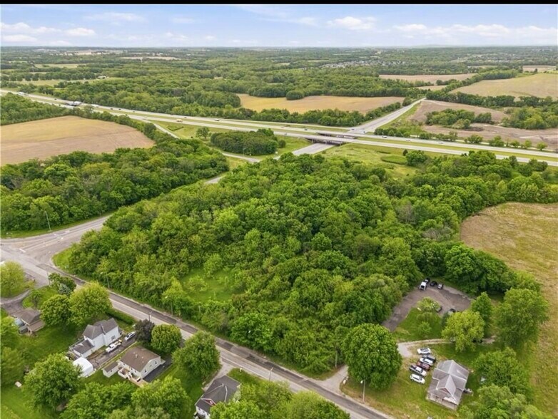 More Photos Of 6101 Cookingham dr, Kansas City Land For Sale