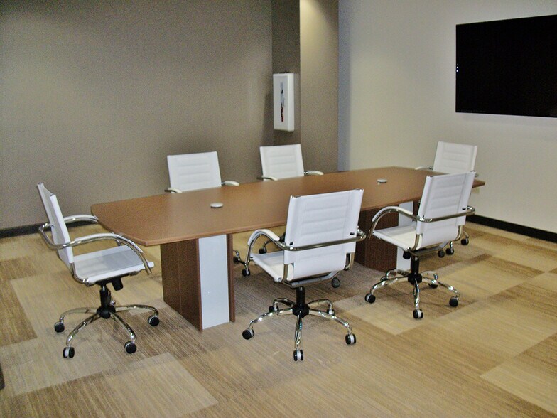 More Photos Of 2821 S Parker Rd, Aurora Office For Lease