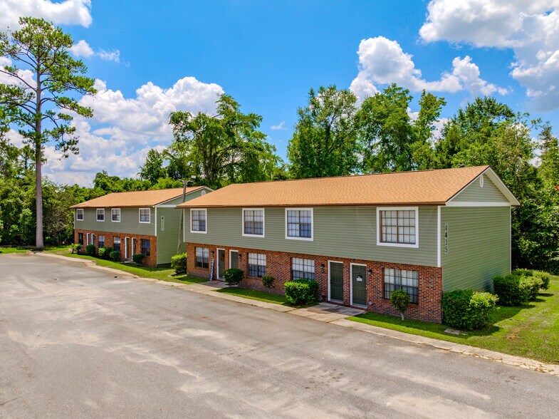 More Photos Of 3034 Jefferson St, Marianna Apartments For Sale