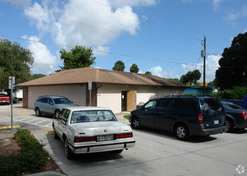 More Photos Of 2209 S French Ave, Sanford Medical For Lease