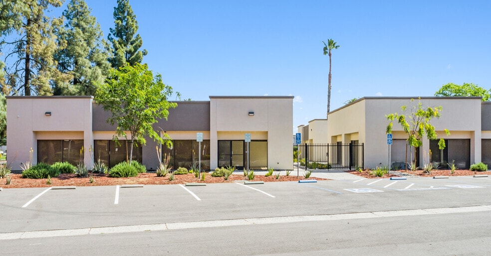 More Photos Of , Fresno Office For Sale