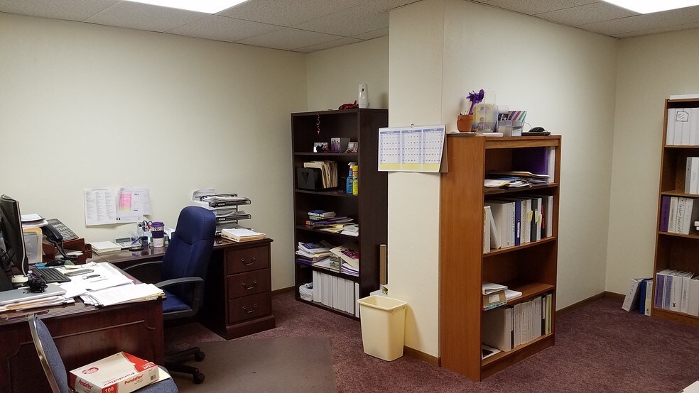 More Photos Of 122 E Sioux Ave, Pierre Office For Lease