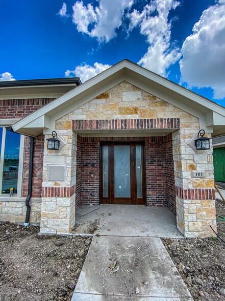 More Photos Of 8054 Preston Rd, Frisco Medical For Lease