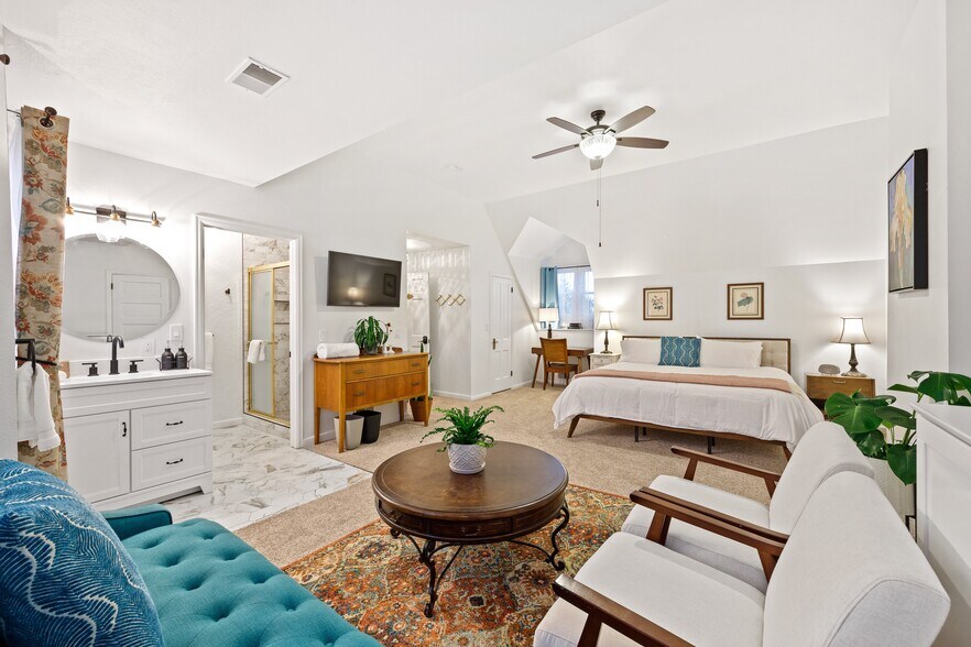 More Photos Of 1430 Race St, Denver Hotel For Sale