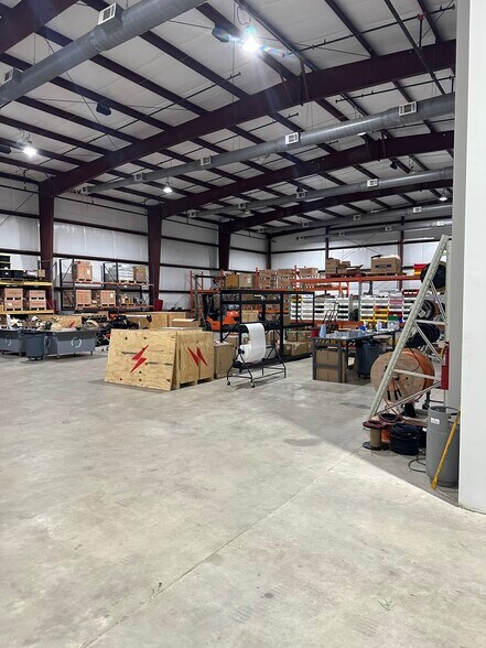 More Photos Of 195 Highway 9 South, Dawsonville Light Manufacturing For Lease