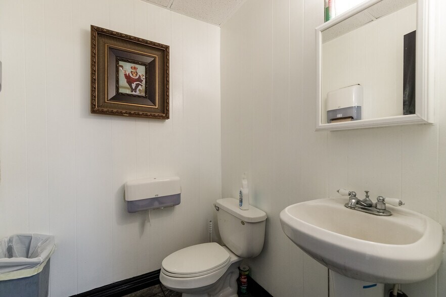 More Photos Of 3701 Apollo Rd, Corpus Christi Warehouse For Sale