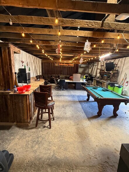 More Photos Of 1765 Lewis St, Reno Service For Lease