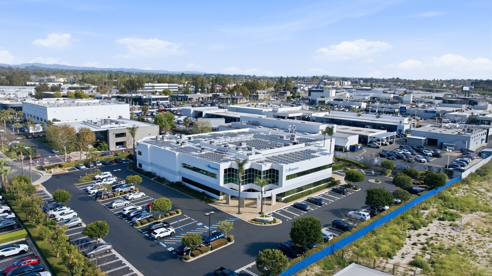More Photos Of 15 Whatney, Irvine Research And Development For Lease