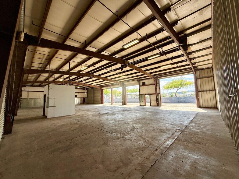 More Photos Of 3865-3885 Rockbottom St, North Las Vegas Manufacturing For Lease