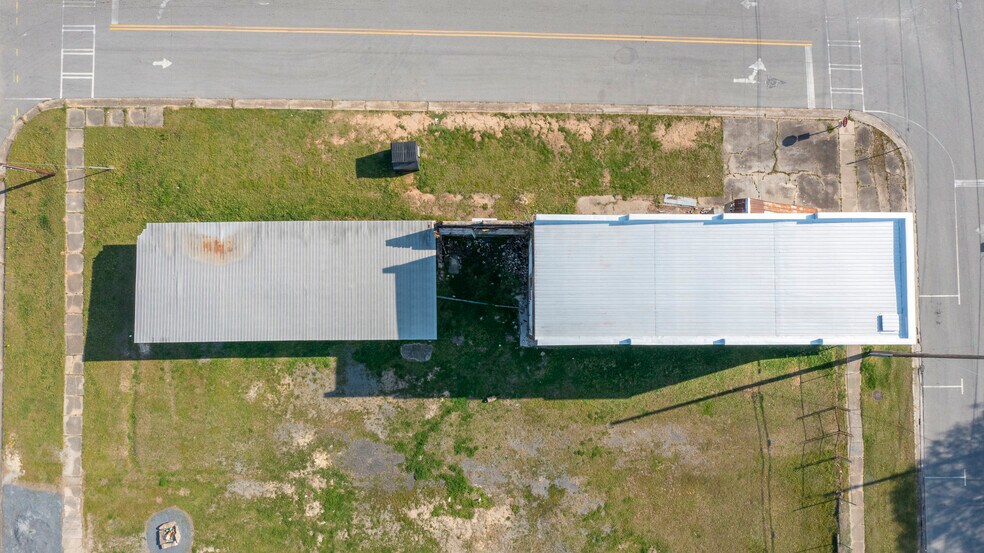 More Photos Of 82 Dromedary Street st, Woodbury Flex For Sale