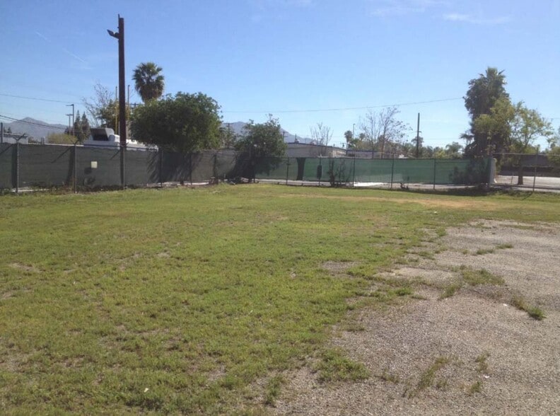 More Photos Of 4526 Commerce St, Riverside Land For Sale