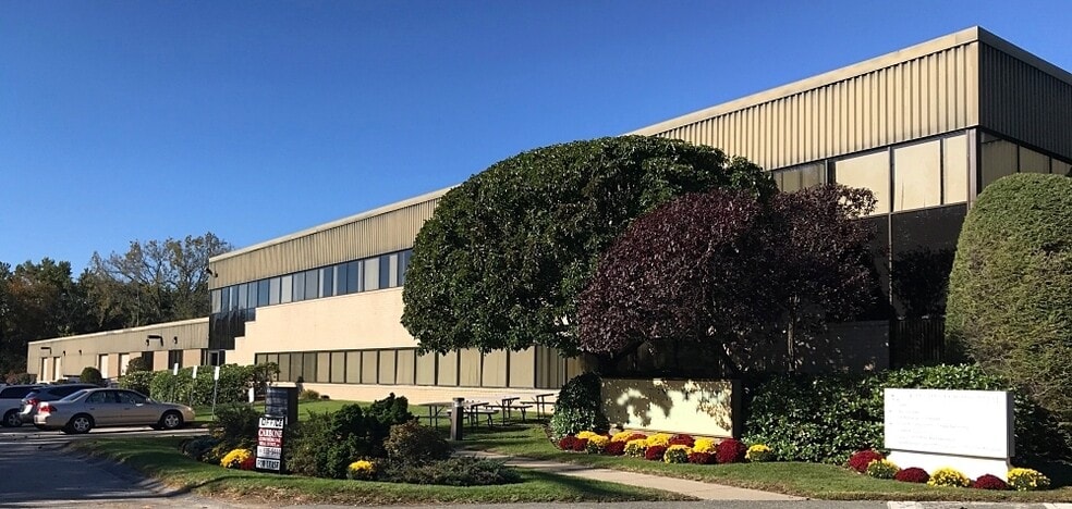 Primary Photo Of 7 McKay Ave, Winchester Flex For Lease