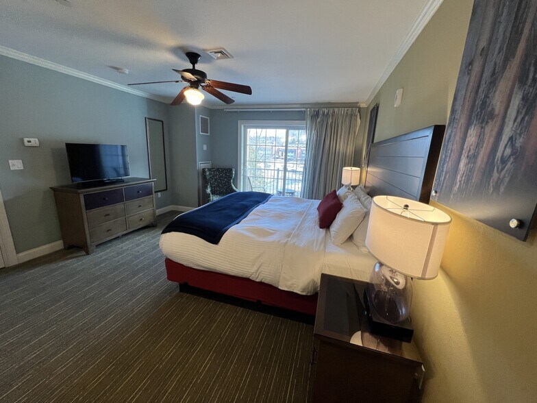 More Photos Of 22 Mountain dr, Lincoln Multifamily For Sale