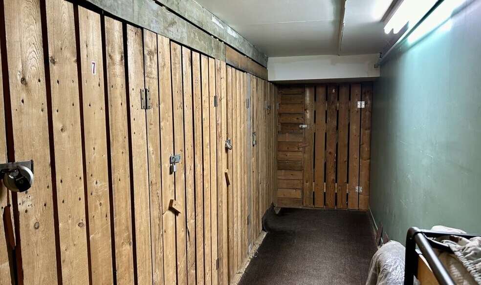 More Photos Of 1522 Rue Saint-Joseph, Longueuil Apartments For Sale