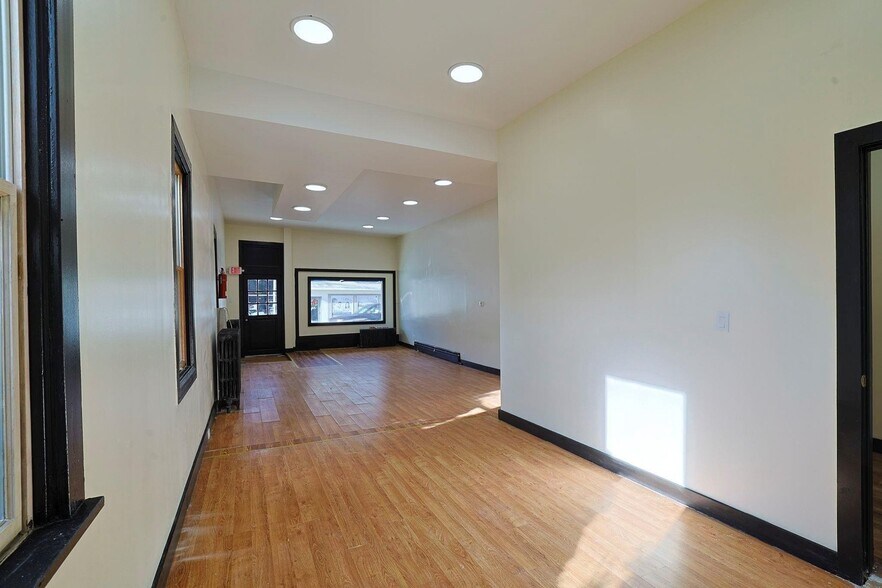 More Photos Of 272 Main St, Highland Falls Storefront Retail Residential For Sale