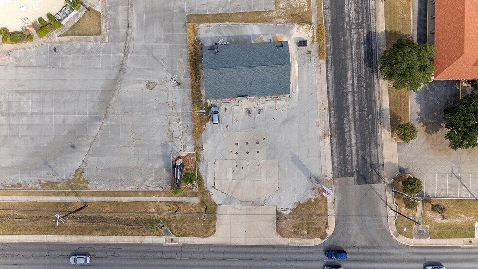 More Photos Of 6325 Bandera Rd, San Antonio Convenience Store For Sale