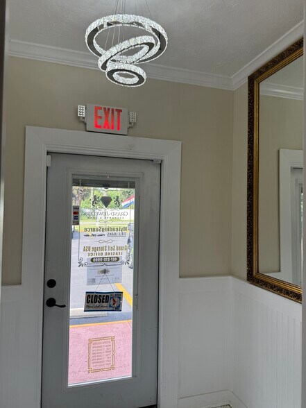 More Photos Of 3816-3820 Grand Blvd, New Port Richey Unknown For Lease