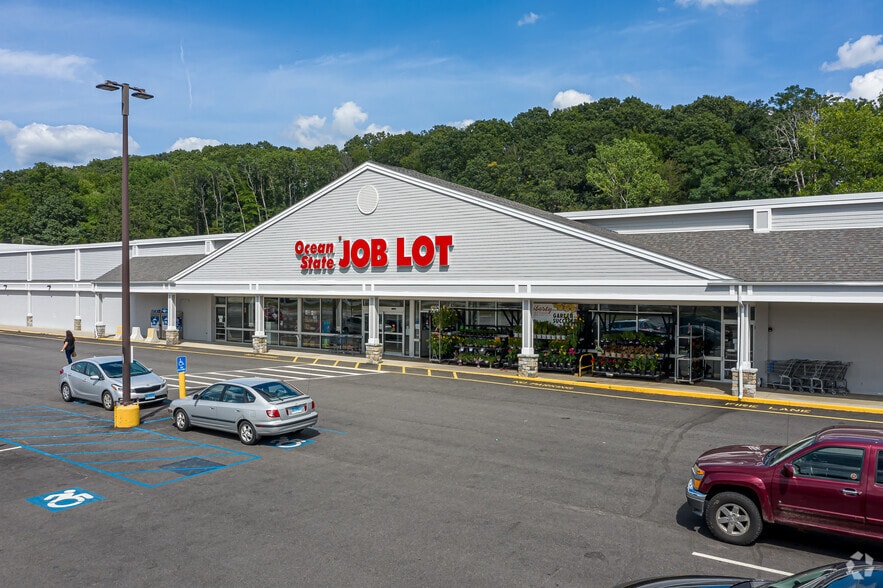 More Photos Of 1666 Route 12, Gales Ferry Storefront For Lease