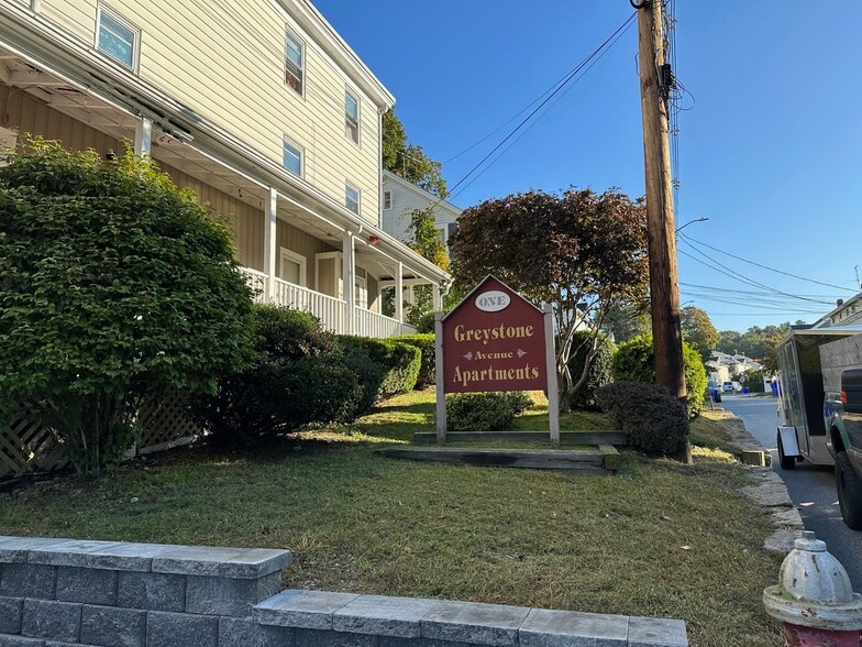 More Photos Of 1 Greystone Ave, North Providence Apartments For Sale