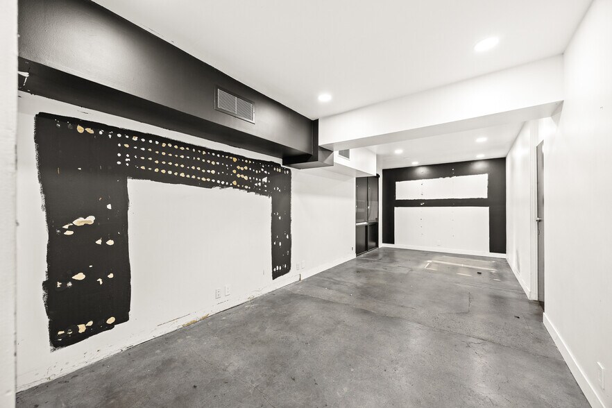 More Photos Of 2702 Saint Louis Ave, Signal Hill Warehouse For Lease