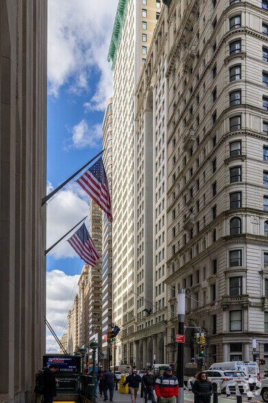 More Photos Of 65 Broadway, New York Medical For Lease