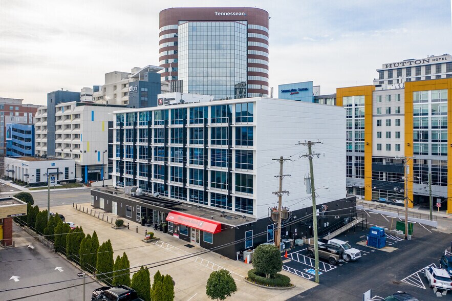 More Photos Of 1720 W End Ave, Nashville Office For Lease