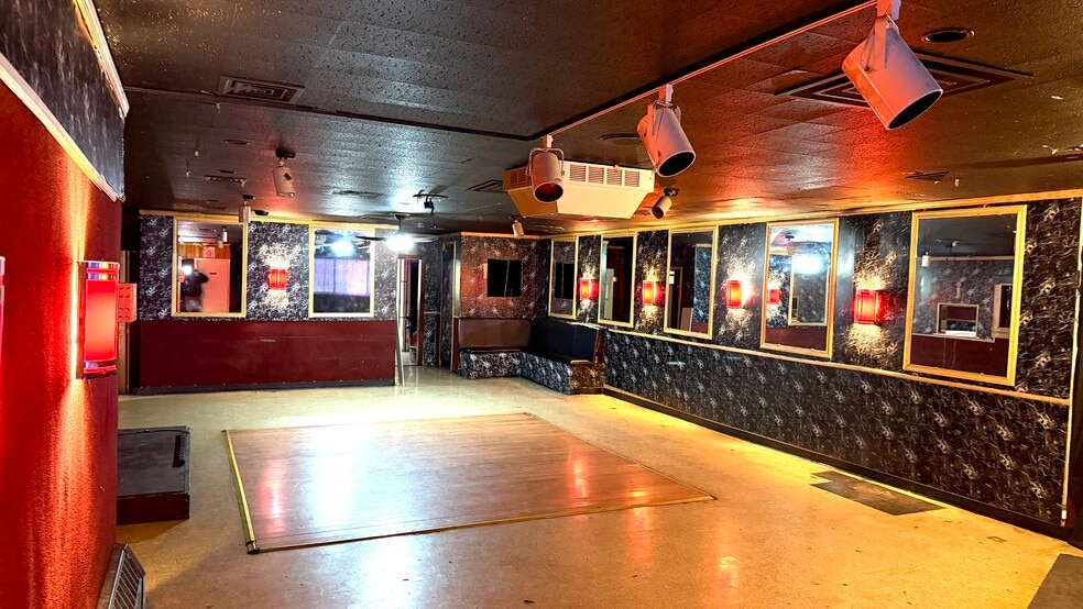 More Photos Of 564 Chili Ave, Rochester Storefront Retail Residential For Sale