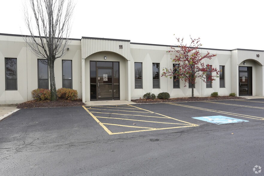 More Photos Of 981 Keynote Cir, Brooklyn Heights Office For Lease