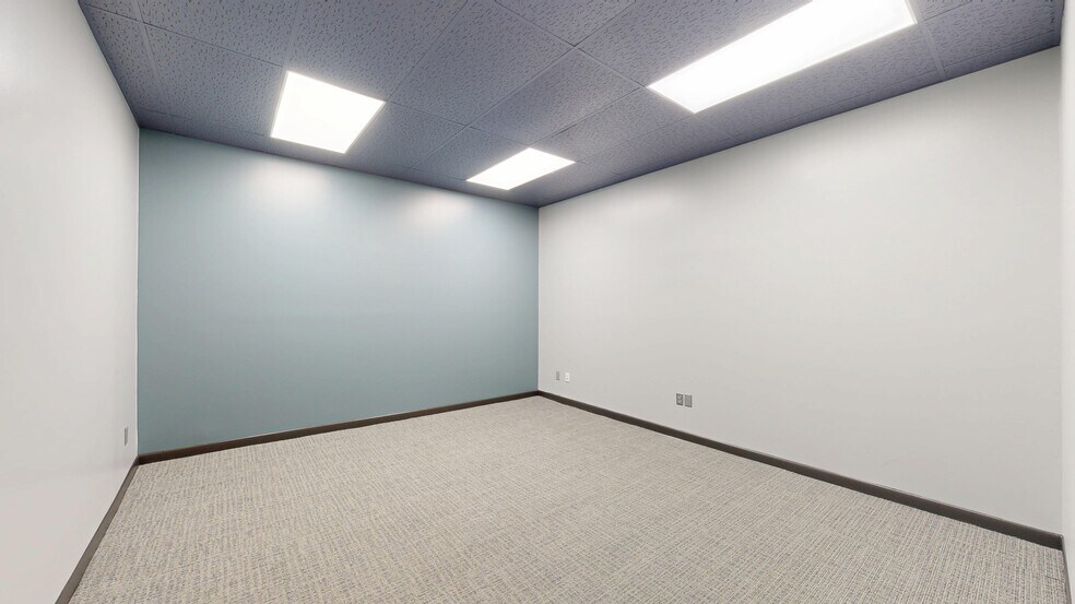 More Photos Of 99 6th St SW, Winter Haven Office For Lease