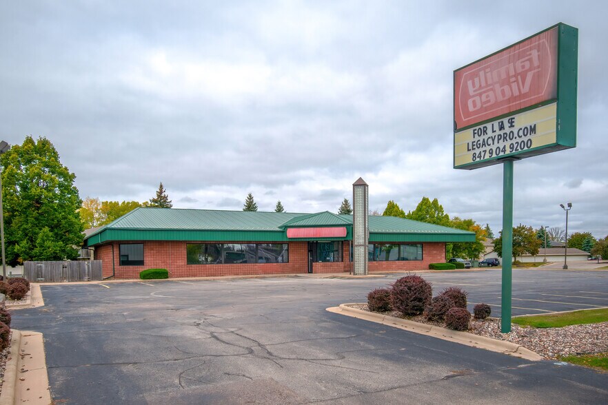 More Photos Of 1250 S Appleton Rd, Menasha Storefront Retail Office For Lease