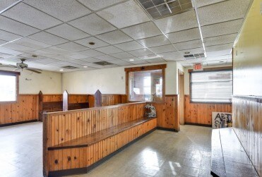 More Photos Of 9201 N 30th St, Omaha General Retail For Sale