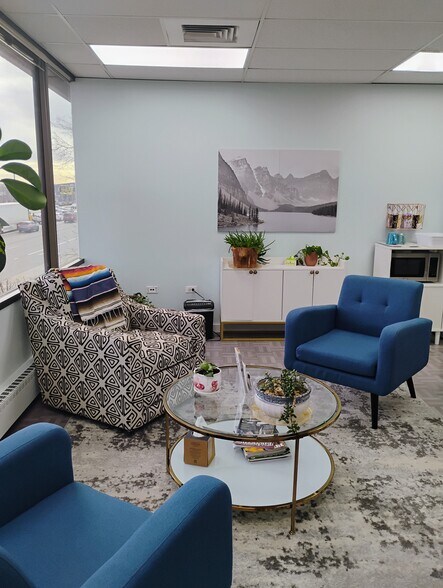 More Photos Of 215 S Wadsworth Blvd, Lakewood Medical For Lease