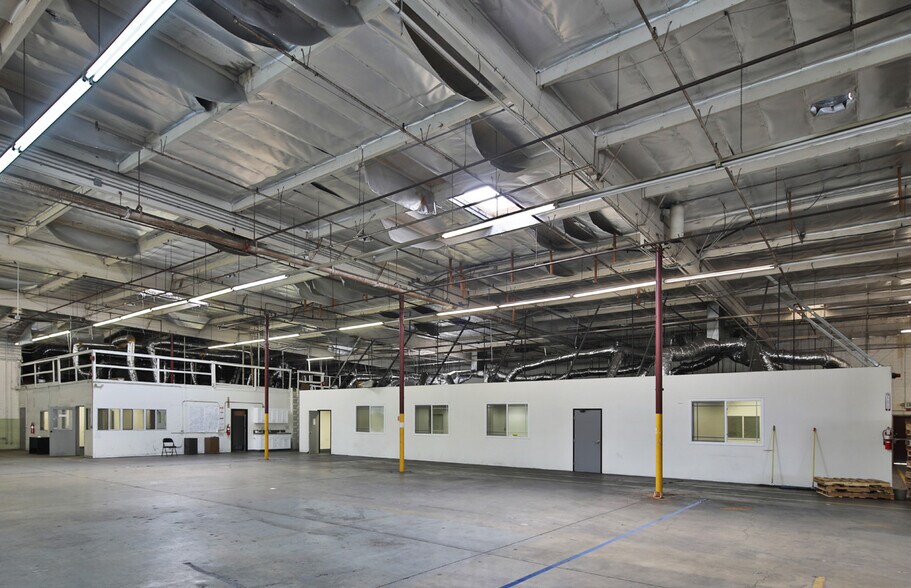 More Photos Of 201 W 138th St, Los Angeles Warehouse For Sale
